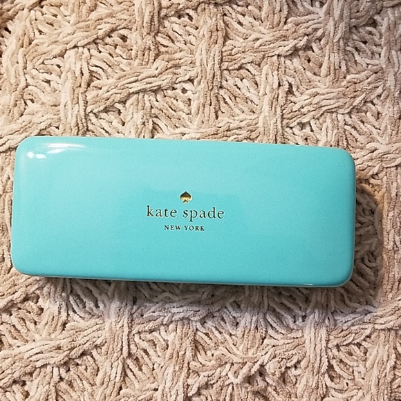 kate spade Accessories - Kate Spade Small Glasses Case
